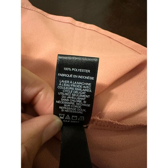 Women’s Express button down Portofino Shirt Size Medium Salmon color - Picture 5 of 7